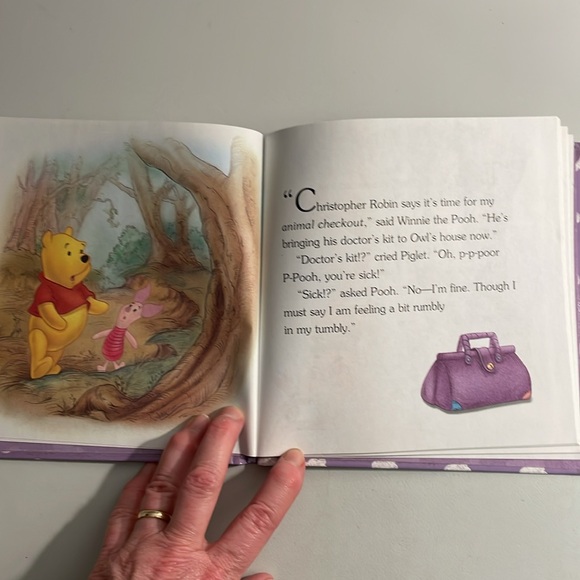 NOT ELIGIBLE FOR BUNDLE DEAL/SALE 7-Book Bundle Winnie the Pooh - Picture 9 of 12